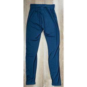 Fabletics Ultra High-Waisted Wool Baselayer Legging in Blue Nova Size M‎ Tall